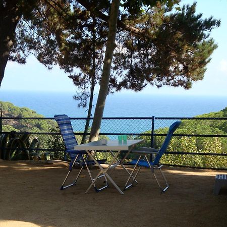 Camping Roca Grossa Calella Ngoại thất bức ảnh