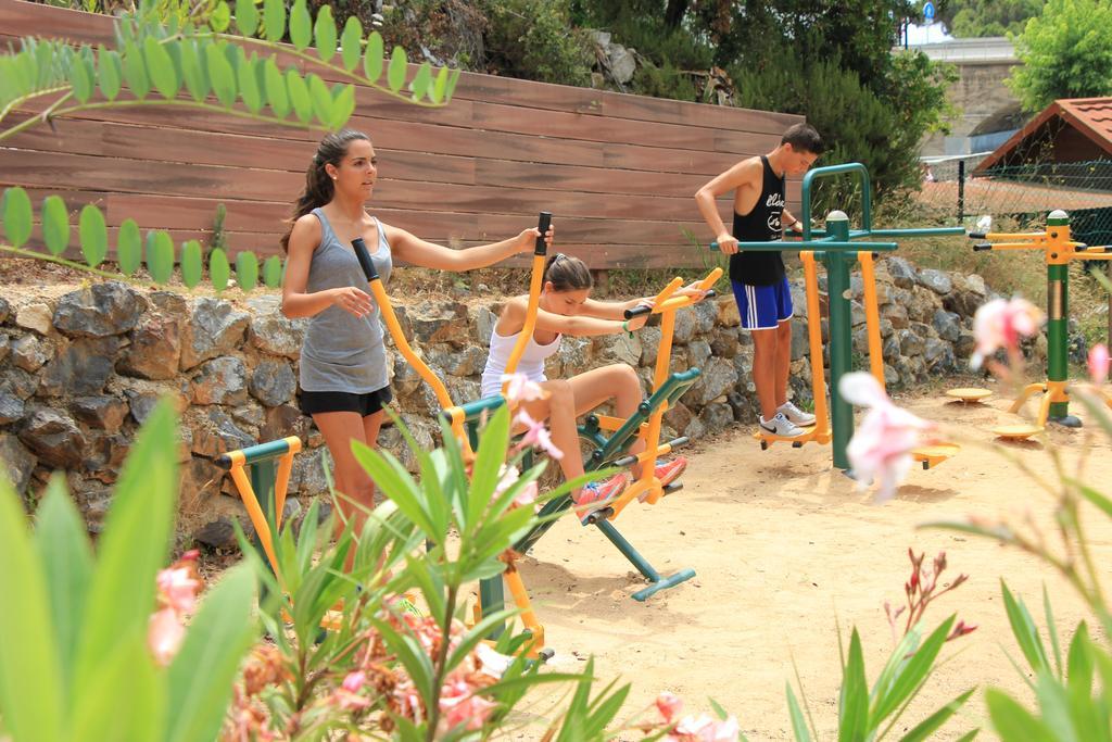 Camping Roca Grossa Calella Ngoại thất bức ảnh